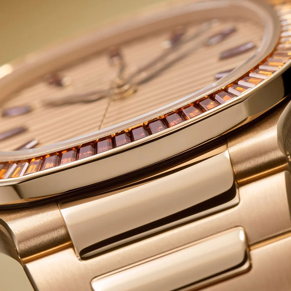 Patek Philippe 7118/1300R-001 Nautilus Amazing Cognac Dial 18k Rose Gold Watch - Image 5