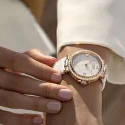 Breguet 9518BR/52/984 D000 Marine 9518 Rose Gold - Diamond Alligator Mother-of-Pearl Dial Watch 5 Breguet 9518BR/52/984 D000 Marine 9518 Rose Gold - Diamond Alligator Mother-of-Pearl Dial Watch - Image 2
