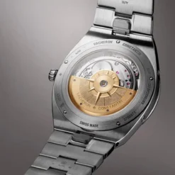 Vacheron Constantin 4300V/220G-H151 Overseas Perpetual Calendar Ultra-Thin 41.5mm White Gold Burgundy Watch - Image 3